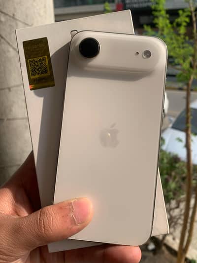Apple iPhone 17 Air PTA 100% Battery In Warranty With Complete Box