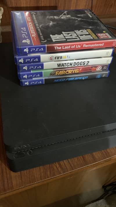 ps 4 slim