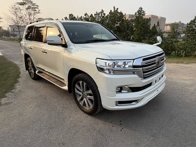 Toyota Landcruiser ZX 5A grade 22000 kms 2026 fresh import