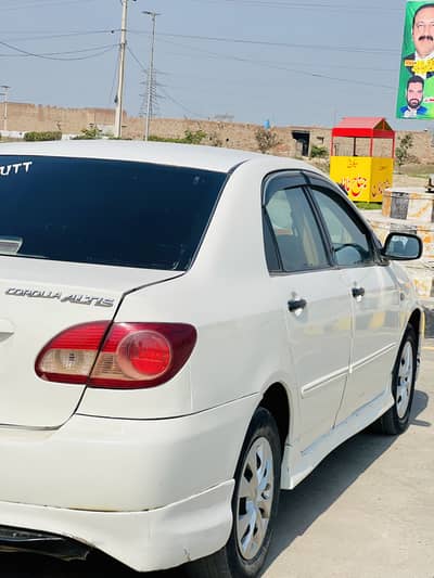 Toyota Corolla SE 2005 Model 03056465251