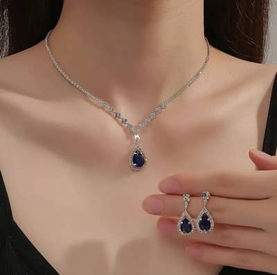 Silver plated zircon earrings and pendant
