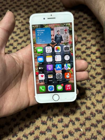 i Phone 7 128 gb official pta all original