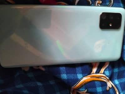 Samsung a71 for sell 10/10 condition all OK koi fault nhi h pta approv