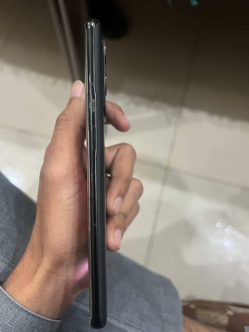 One plus 9 pro 4