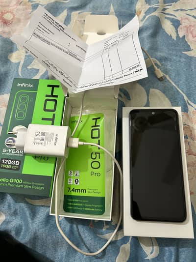 Infinix hot 50 pro      8+8.128GB
