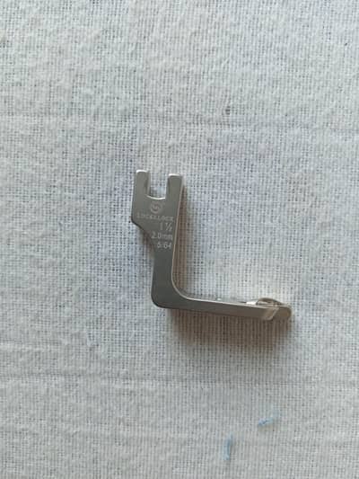 rolling foot for juke machine