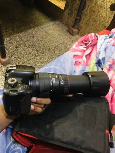 Canon camera 700d DSLR sath lens 70-300 ka hai   urgent sale