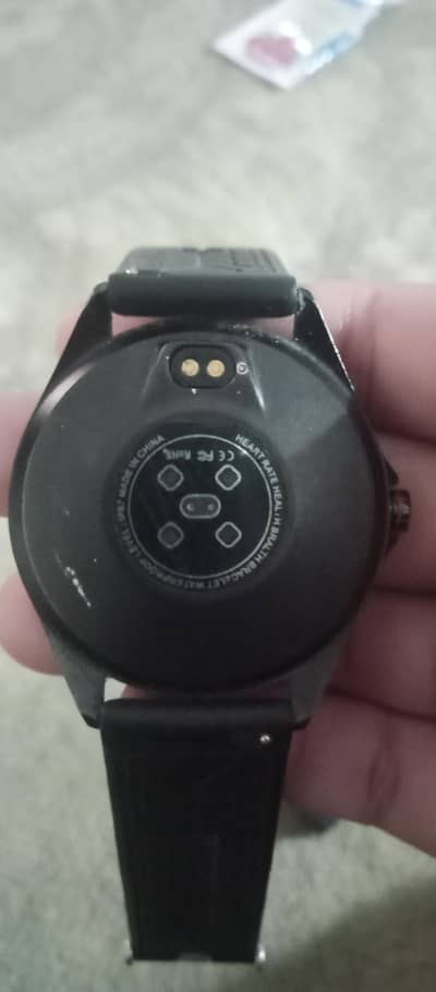 Samsung watch for sale + charger box nahi ha 10/7 condition ha