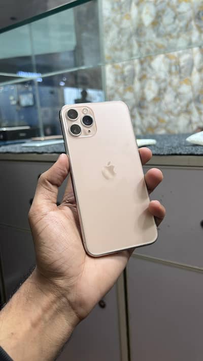 I phone 11 pro All okay just back change ha