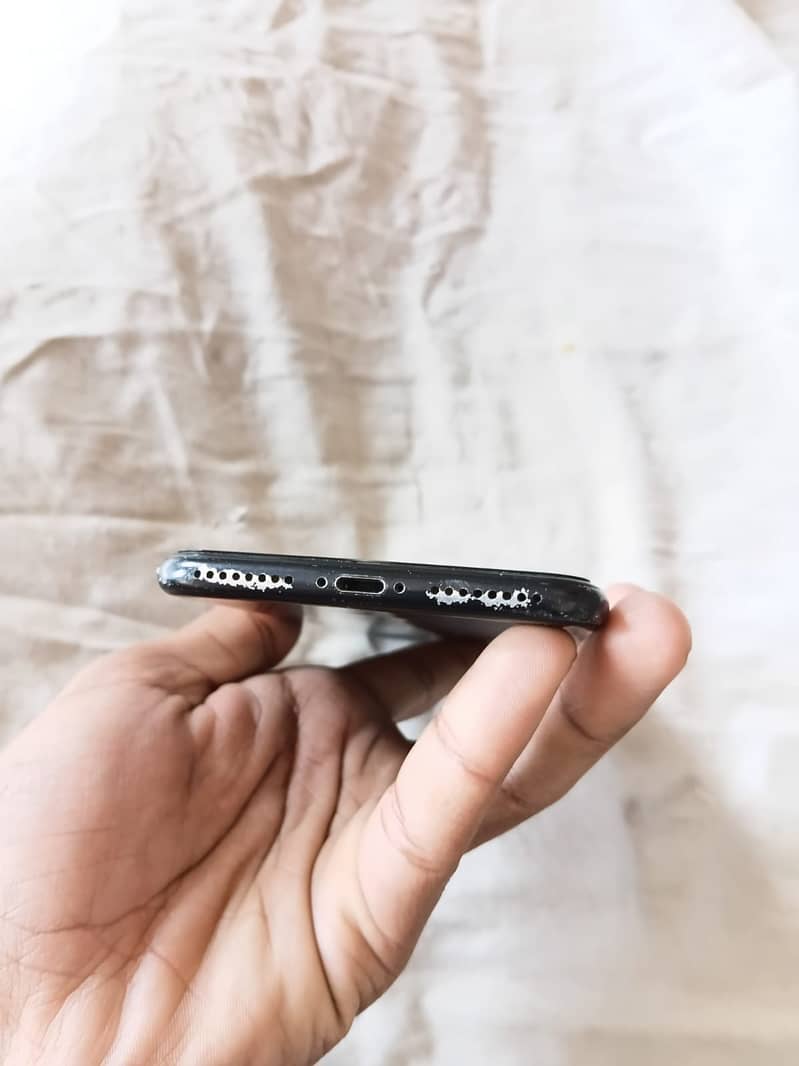 Apple iPhone 7 Plus 4