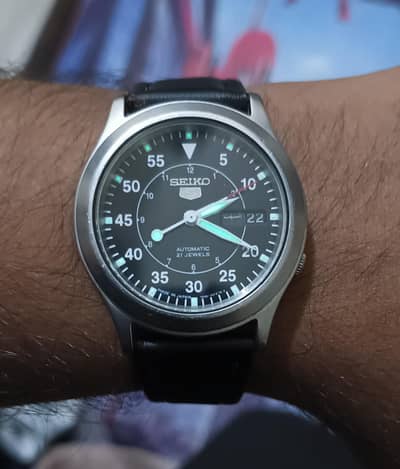 SEIKO 5 SNKH63 (Military watch)