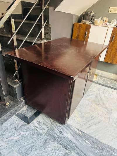 Iron Table wooden