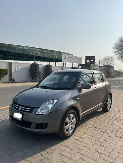 Suzuki Swift DLX 2013 Model