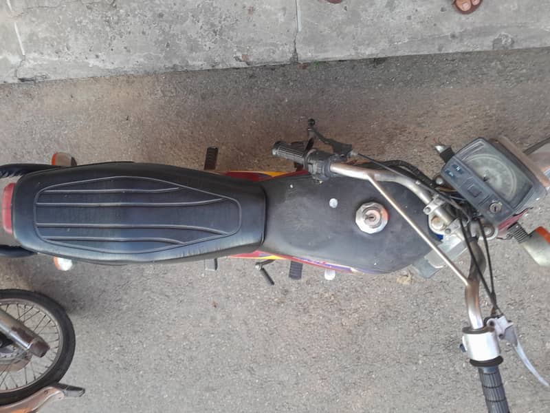 CD70 2005 Model engine wise good. 0