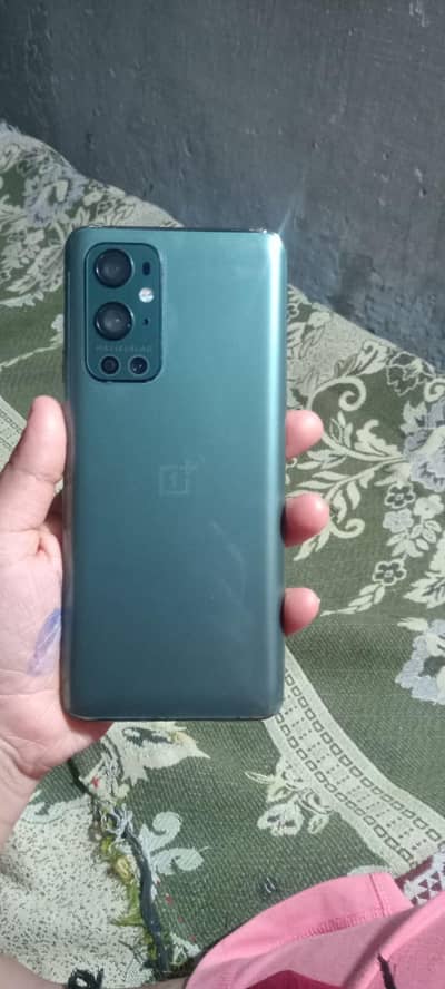 One plus 9 Pro. . 12/256 . . Double sim Approved