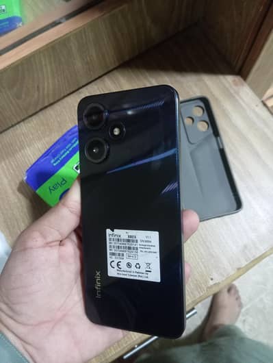 INFINIX HOT 30 PLAY 4GB 64GB WITH BOX CHARGER
