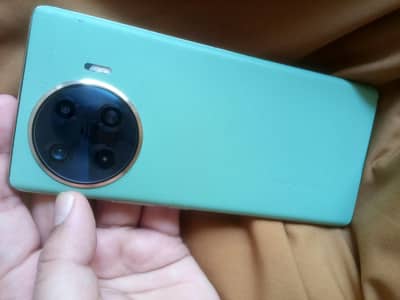 Tecno spark 20 pro plus 8gb ram 256 memory