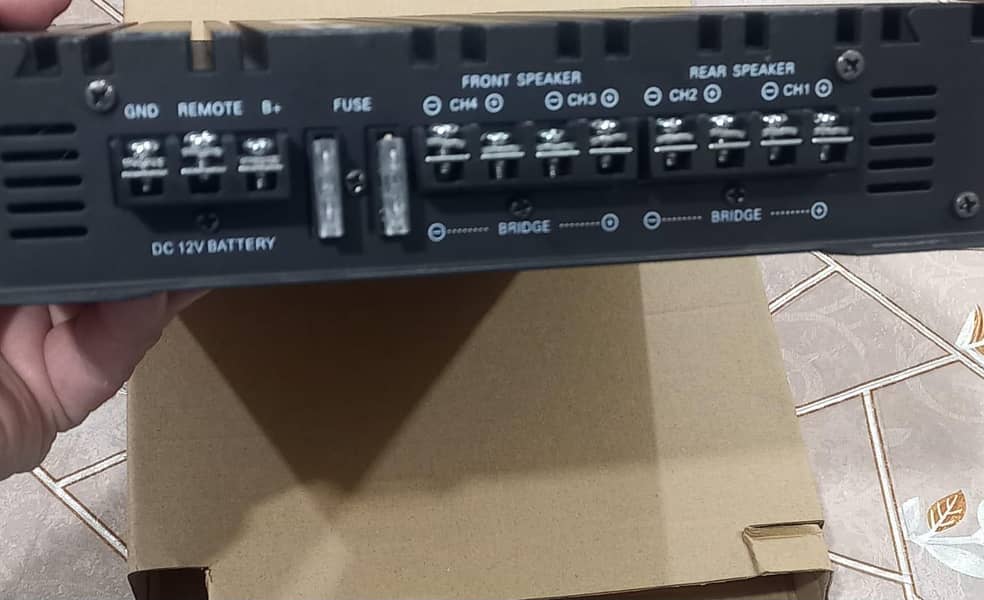 Solid audio Amplifier 1