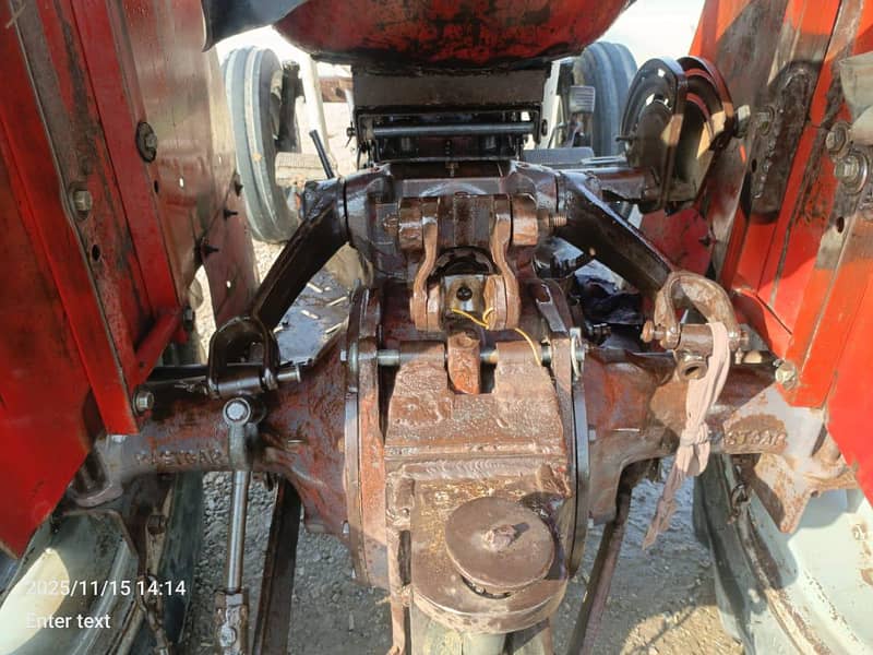 ٹریکٹر ساتھ میں ٹینکر بھی برائے فروخت 8