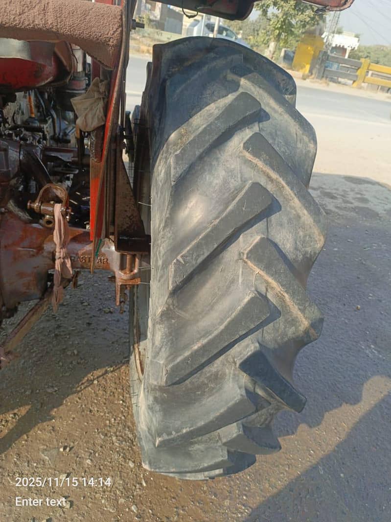 ٹریکٹر ساتھ میں ٹینکر بھی برائے فروخت 9