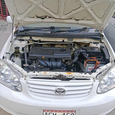 Toyota Corolla SE saloon