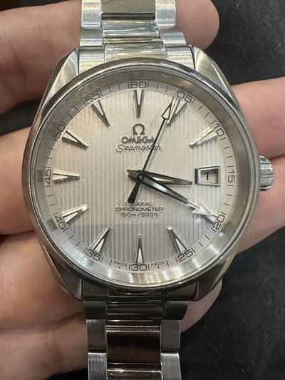 Pre-owned Watches Buyer Rolex Omega Cartier Hublot Rado Tag Heuer IWC