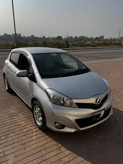 toyota vitz 2012 model 2015 register