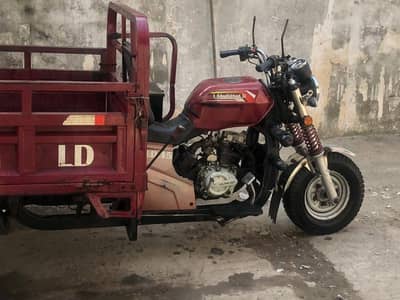 Laal din loader rickshaw