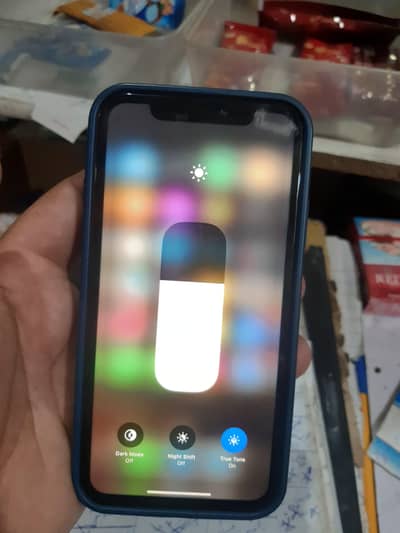 iphone xr 64gb