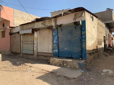 80 Gaz Corner & West Open Plot – 4 Dukane + Hall