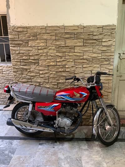 Honda CG 125 2017 model Lahore number