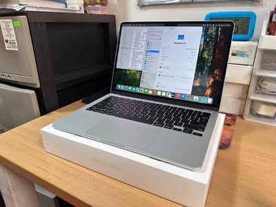 macbook  Air M2 Full box