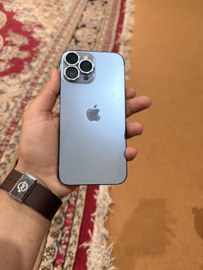 Iphone 13 pro max (256 gb) with box