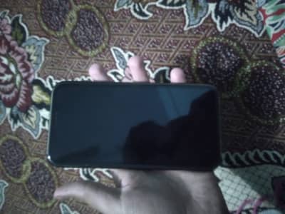 iPhone XR 10 x 10 connection body wise   Orignal is panal but dot