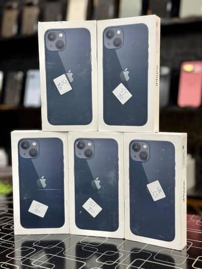 I Phone 13 JV