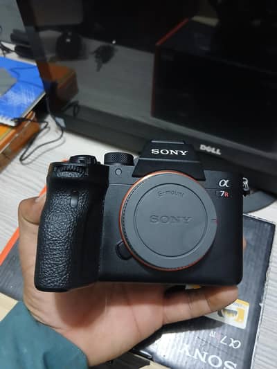 sony a7r4