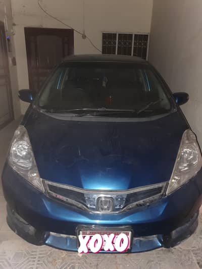 Honda fit shuttle