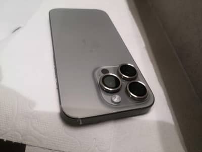 I phone 15 pro 128 gb condition 10 by 10 and dual physical sim NON PTA