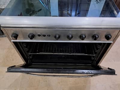 Admiral 5 burner Gas stove and Oven