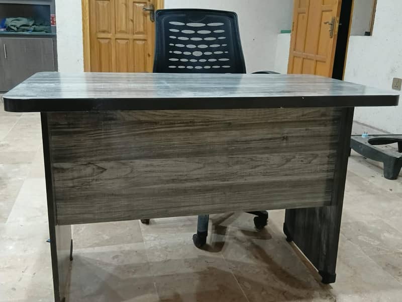 office and study table 5