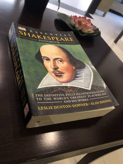 Like-New Shakespeare Handbook - Never Used