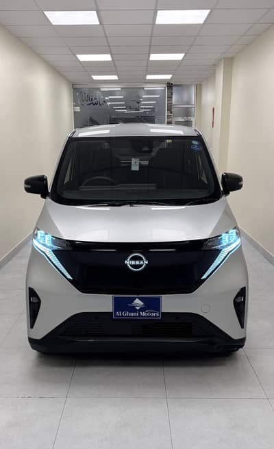 NISSAN SAKURA X PACKAGE EV