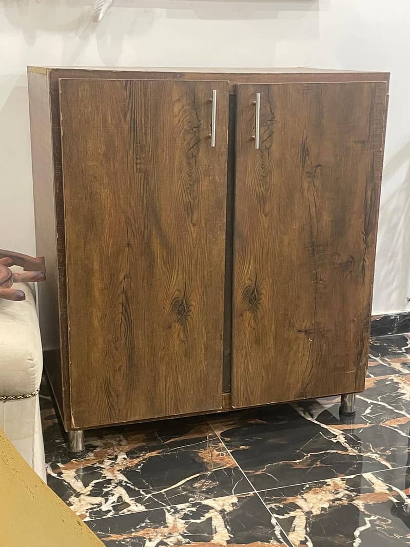 solid woods wardrobe 1