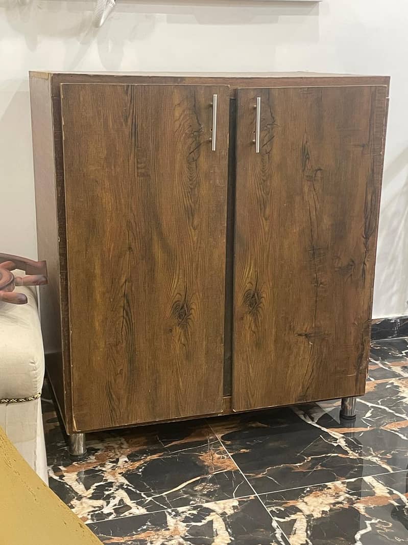 solid woods wardrobe 4