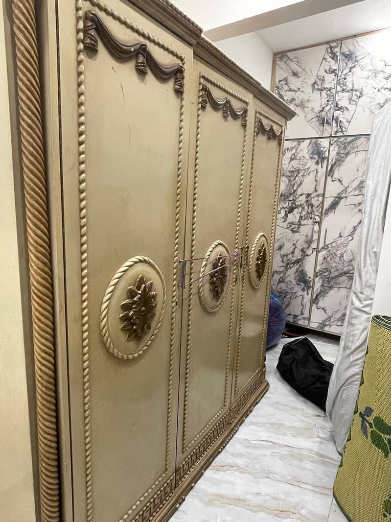 solid woods wardrobe 6