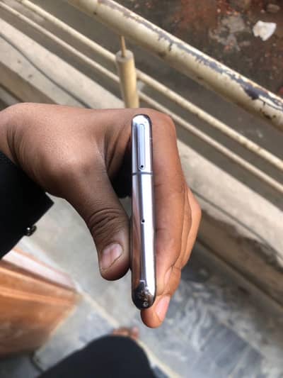 sumsung S10 plus 10 by 9.5. 03707141716