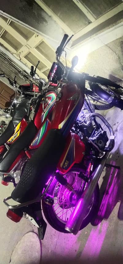 Honda cg 125 2010  in very good condition