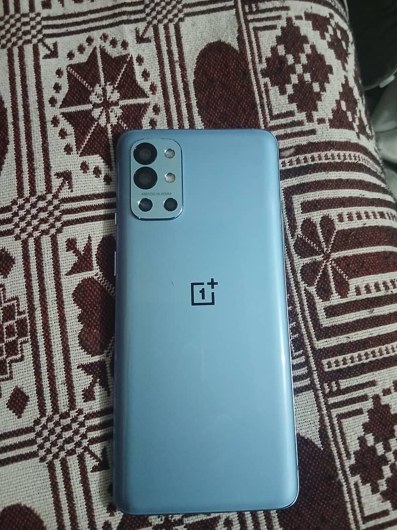 One Plus 9R 4