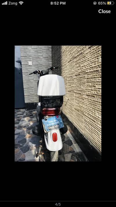 Yj future electric scooty for kids