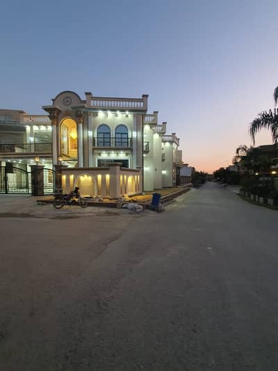 Elegant One Kanal Double Storey House Available For Sale In Media Town